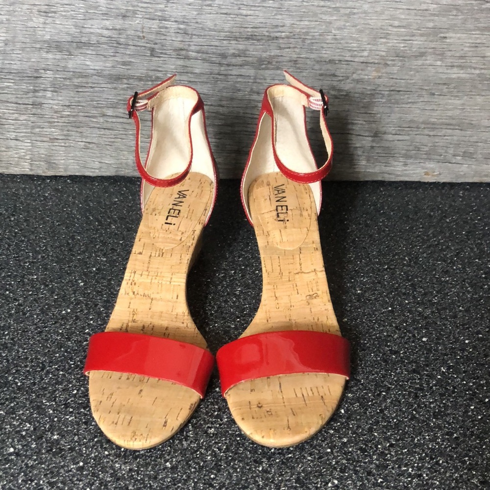 Vaneli red ankle strap heels 👠 womens size 7.5 - Picture 3 of 6